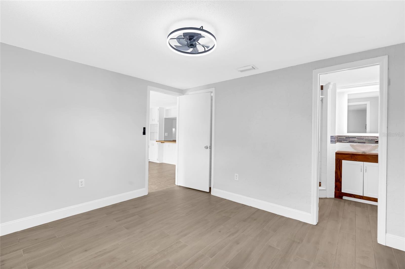142 2ND AVE — photo 19