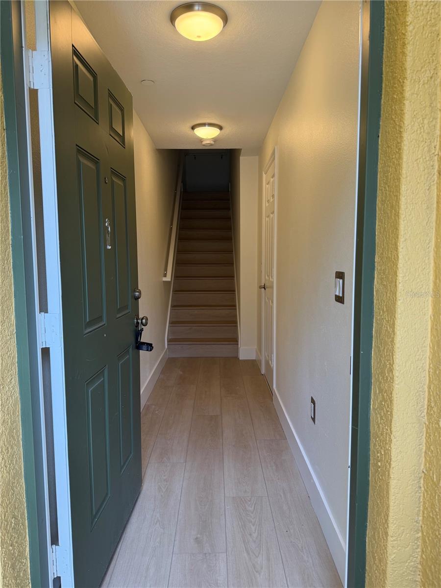 8909 WHITE SAGE LOOP — photo 2