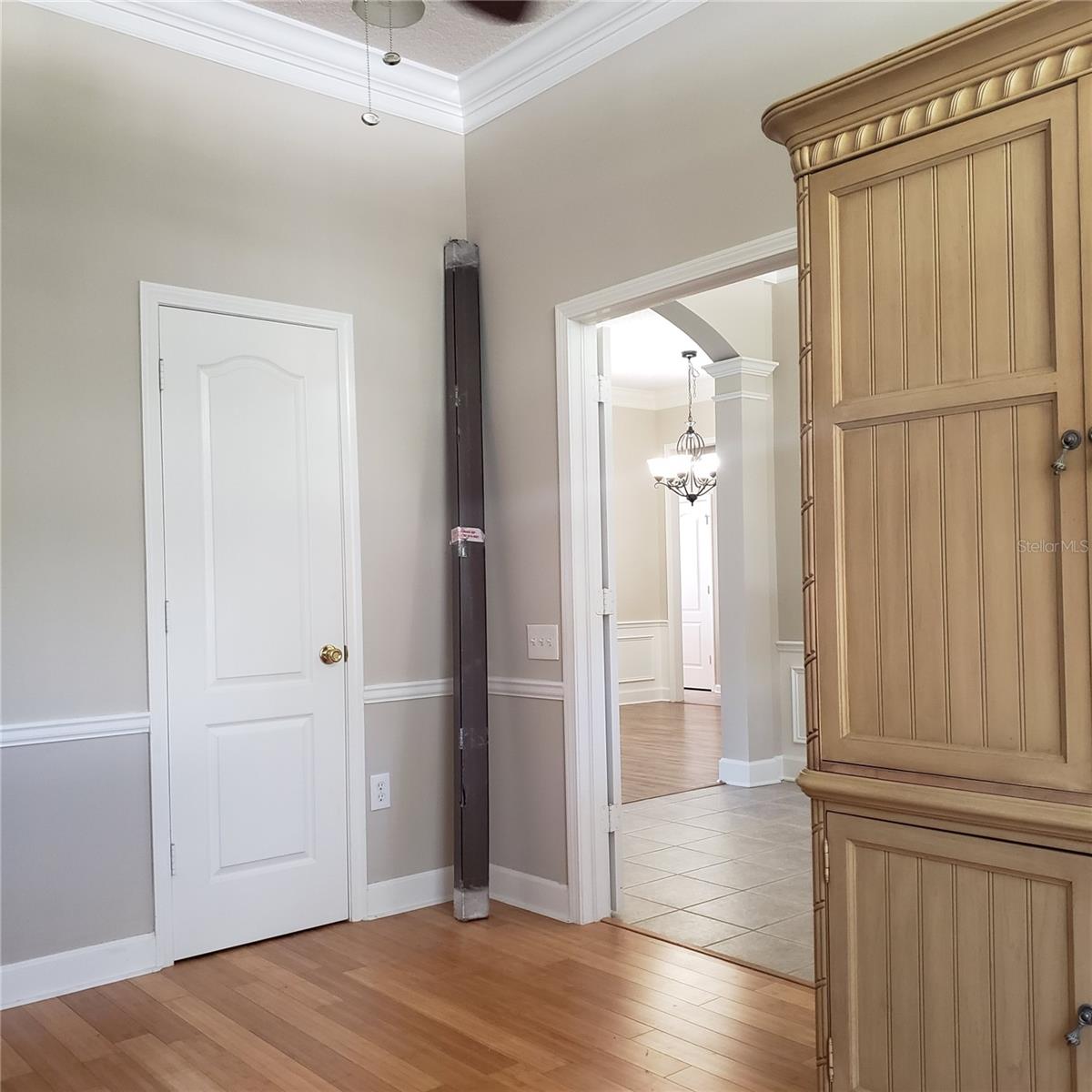 25638 FERDINAND CT — photo 6