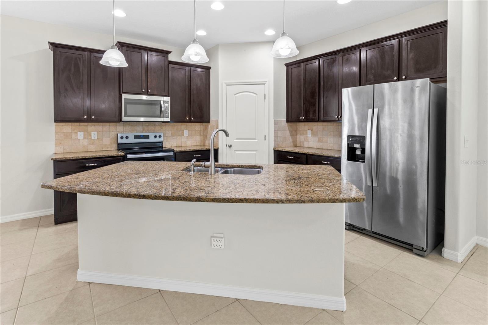 11924 WINTERSET COVE DR — photo 14
