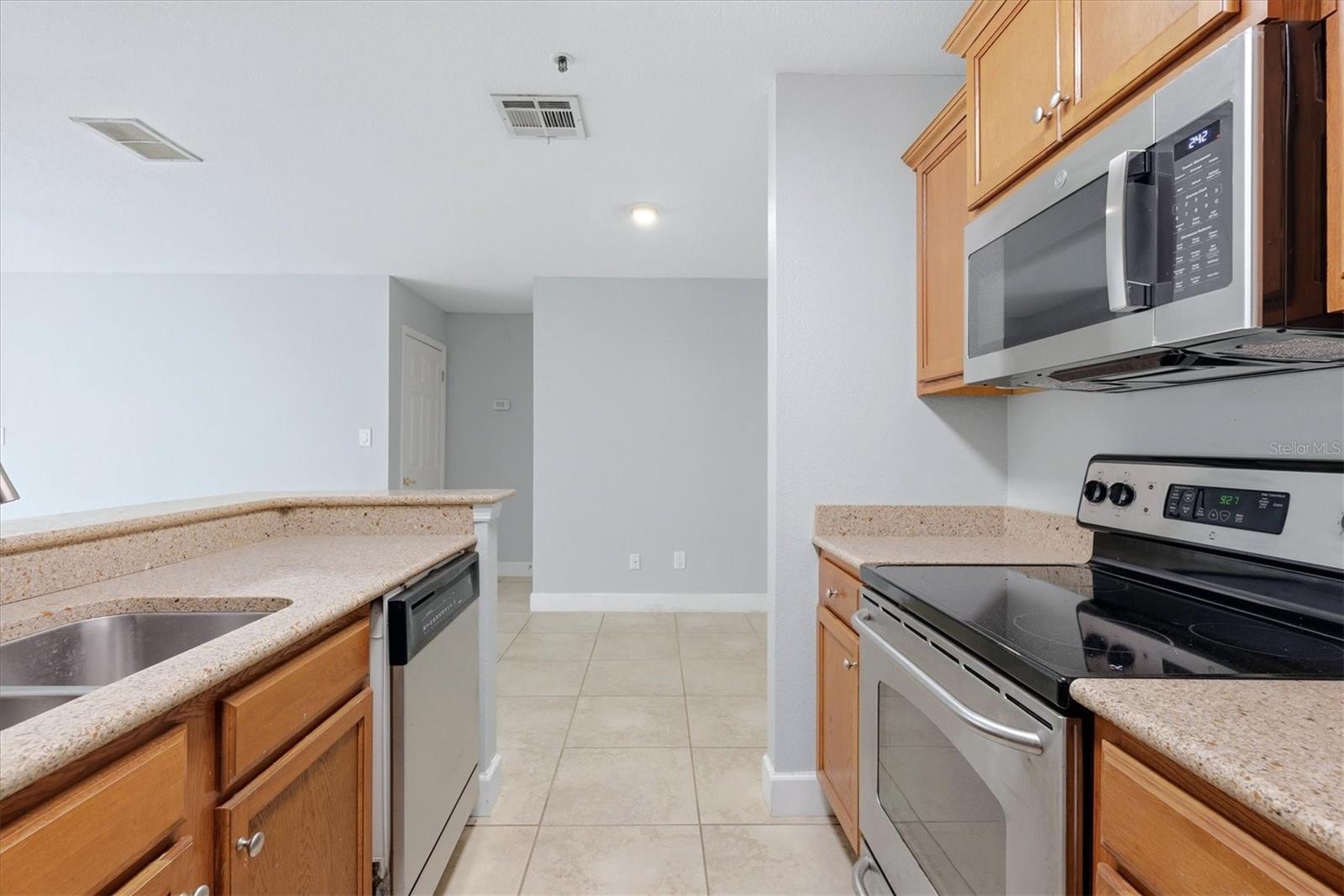 4053 CROCKERS LAKE BLVD #14 — photo 22