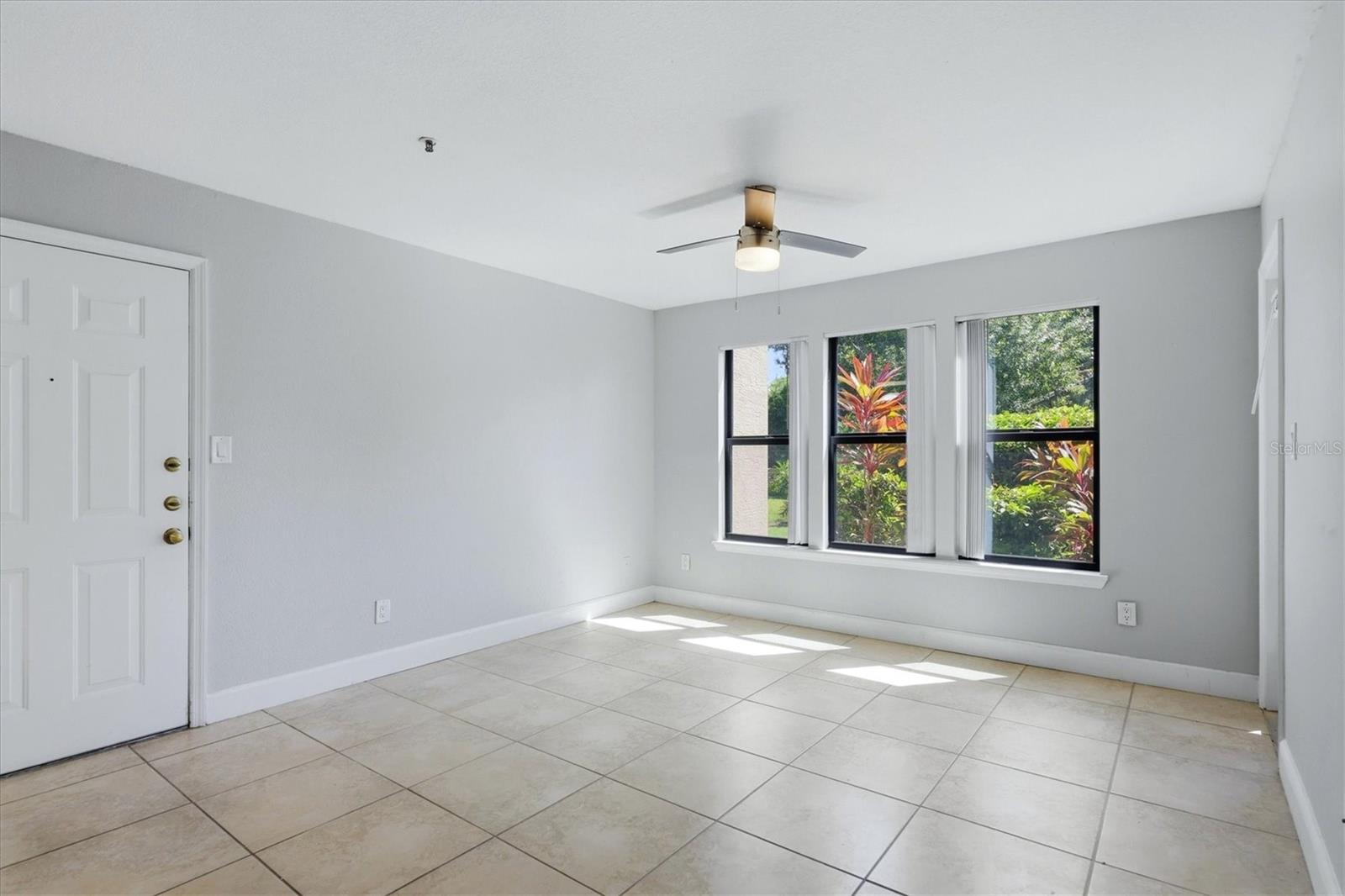 4053 CROCKERS LAKE BLVD #14 — photo 15