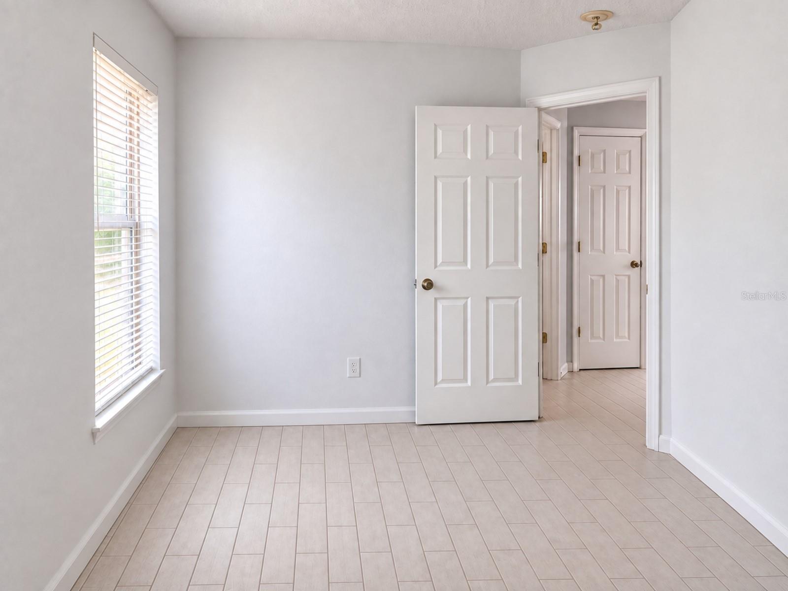 32215 FISH HOOK LOOP — photo 10