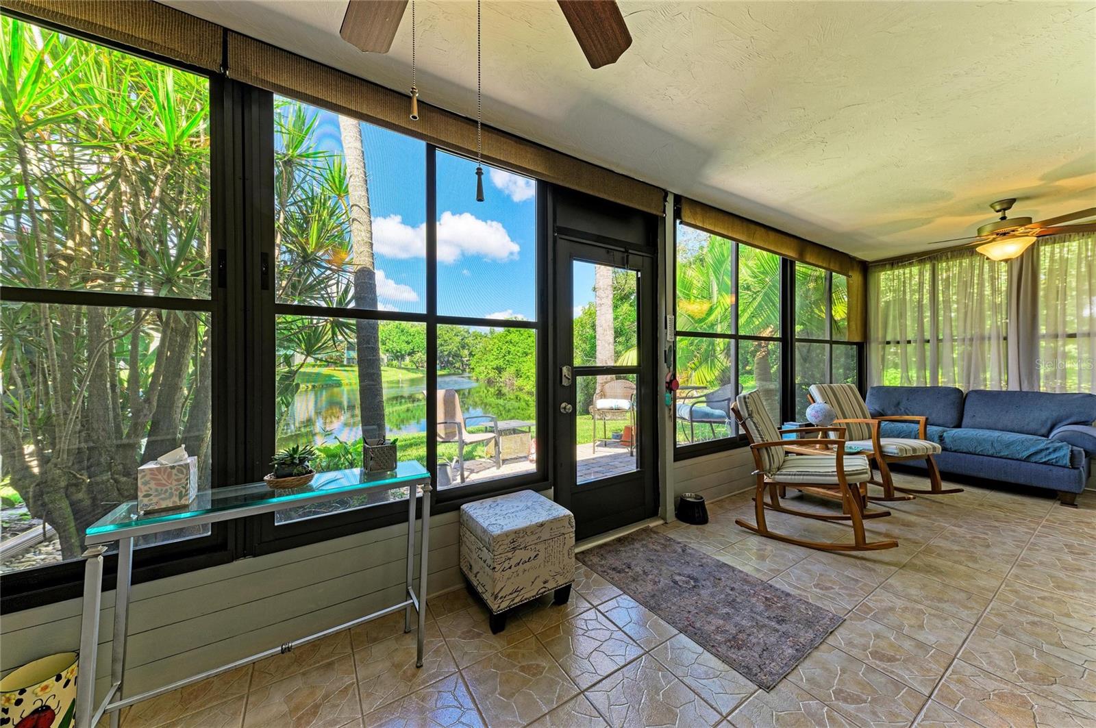 812 SPRING LAKES BLVD. — photo 42