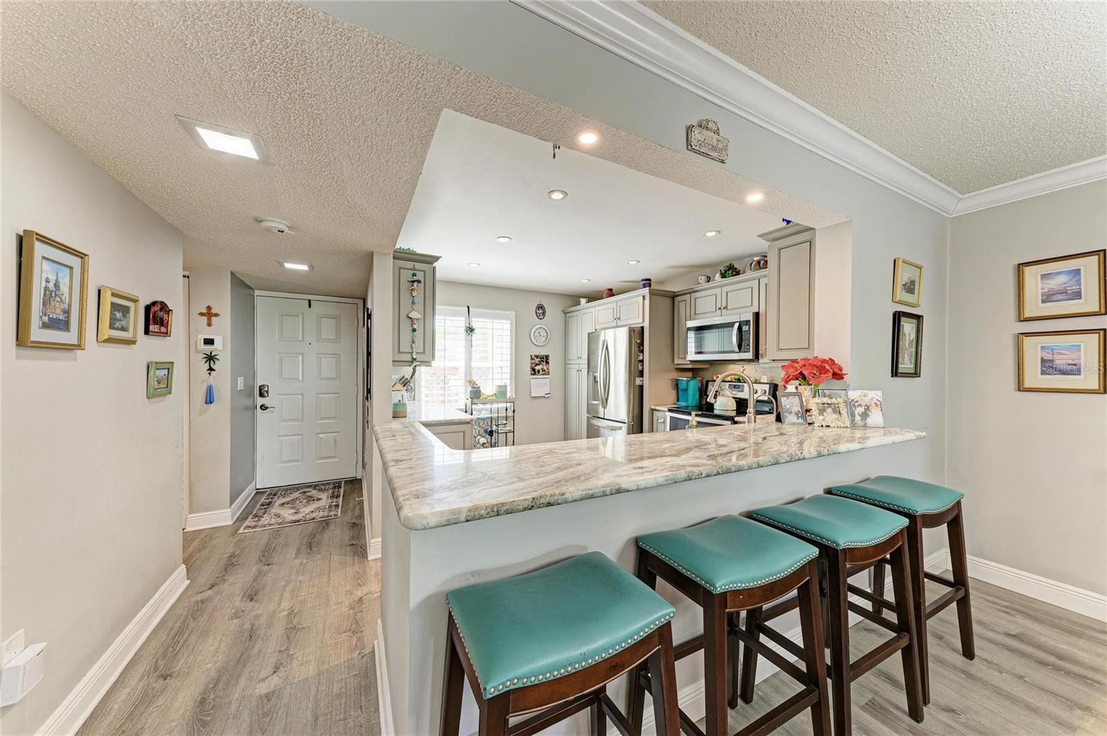 812 SPRING LAKES BLVD. — photo 15