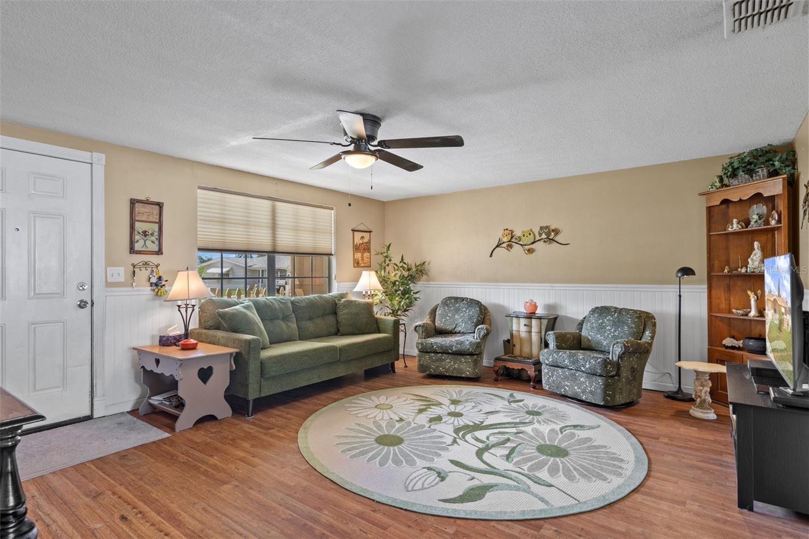 5253 FOREST HILLS DR — photo 9