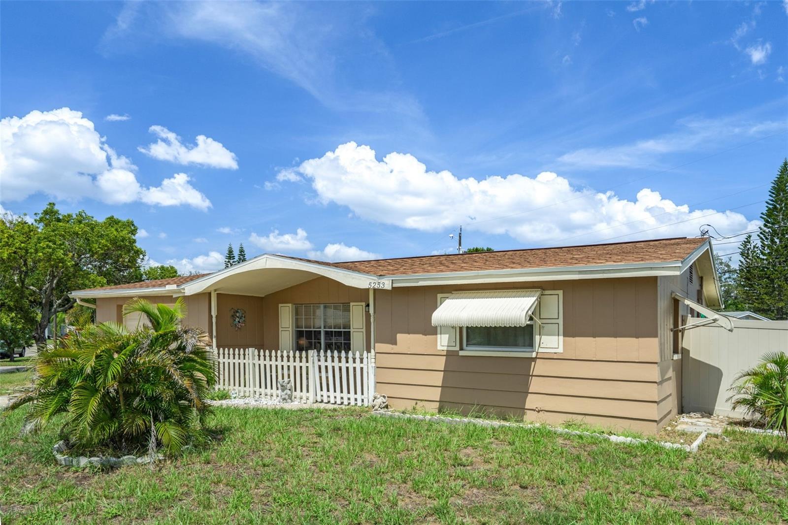 5253 FOREST HILLS DR — photo 2