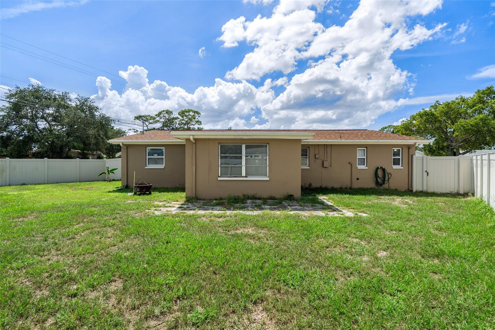 5253 FOREST HILLS DR — photo 27