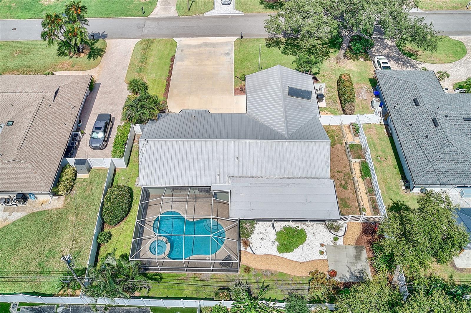 809 JACARANDA DR — photo 52