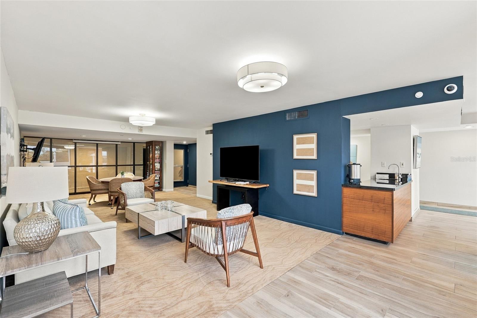 707 S GULFSTREAM AVE #1006 — photo 49