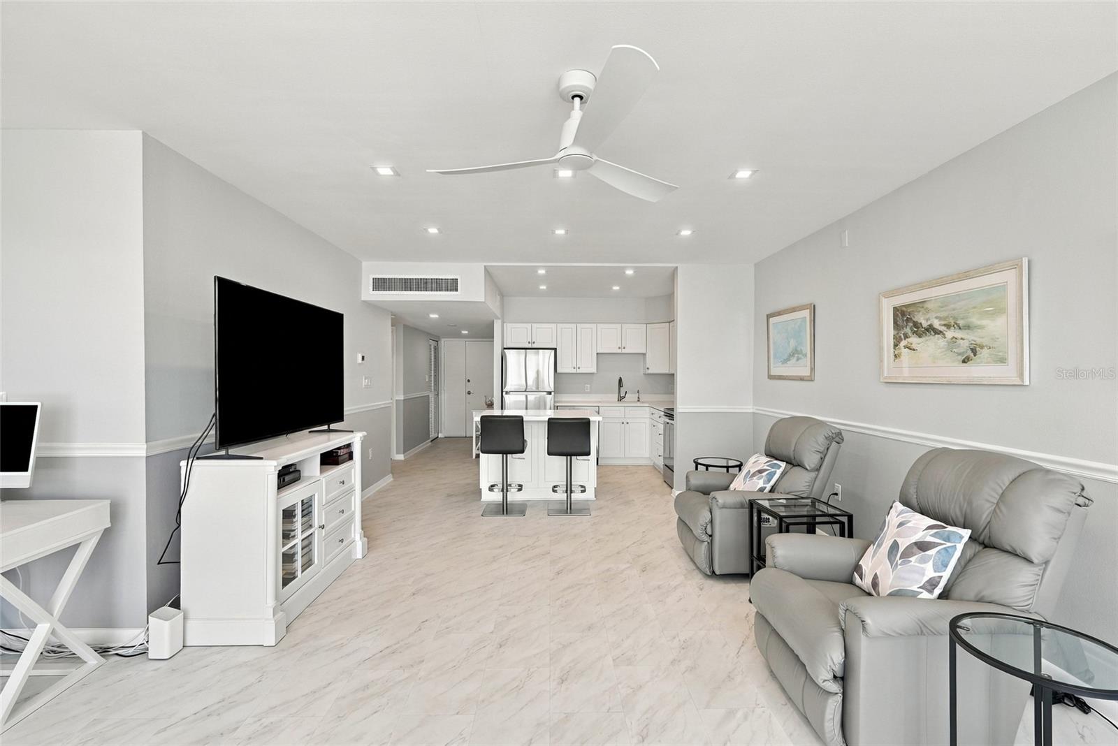 707 S GULFSTREAM AVE #1006 — photo 24