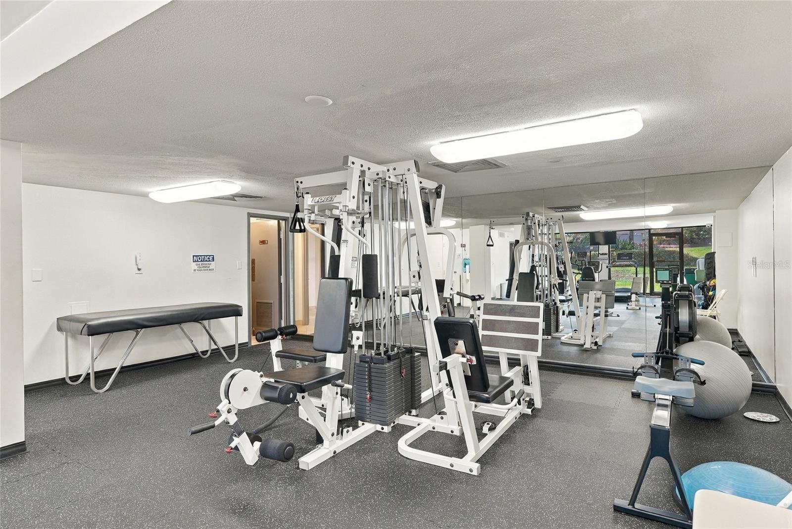 707 S GULFSTREAM AVE #1006 — photo 37