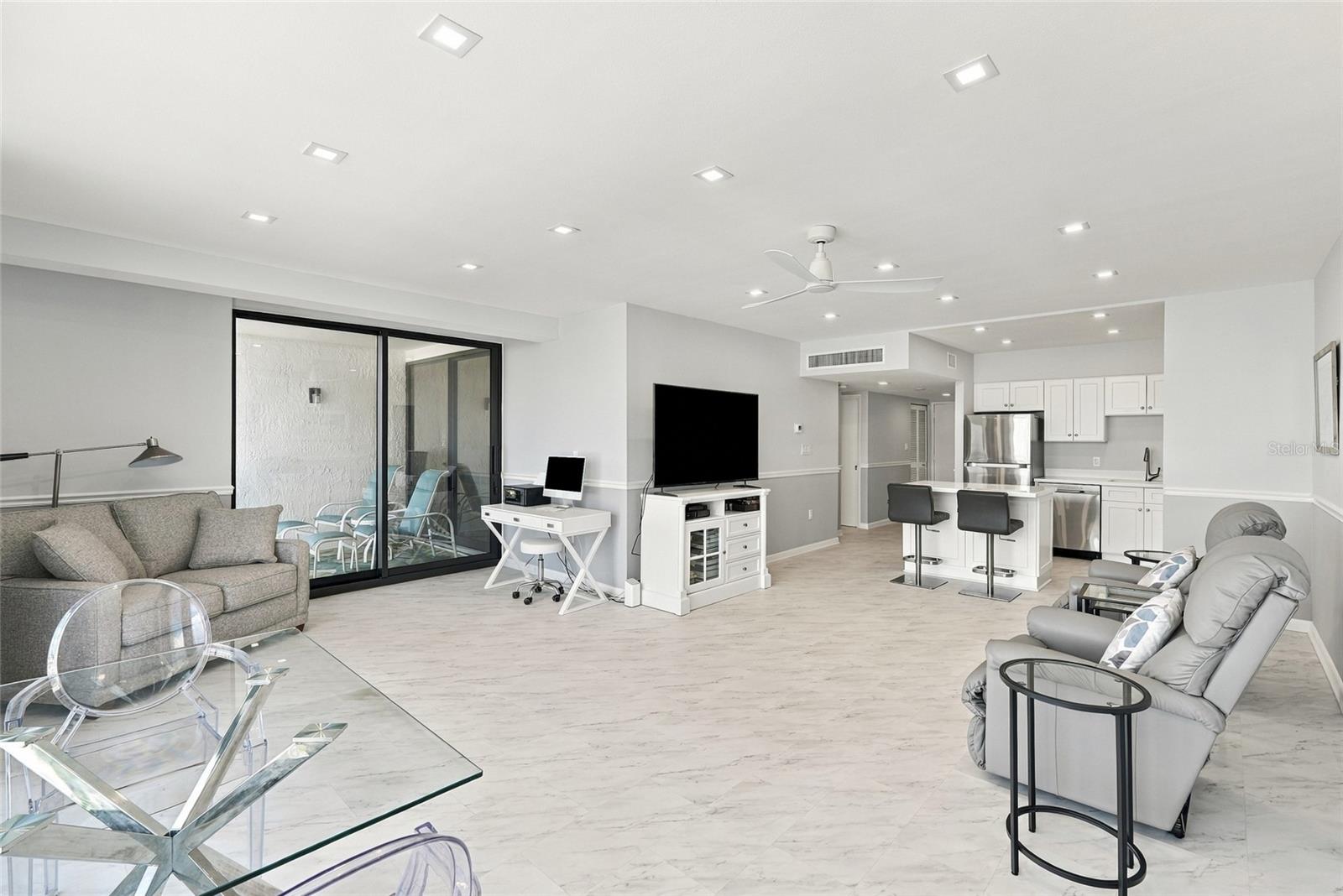 707 S GULFSTREAM AVE #1006 — photo 22