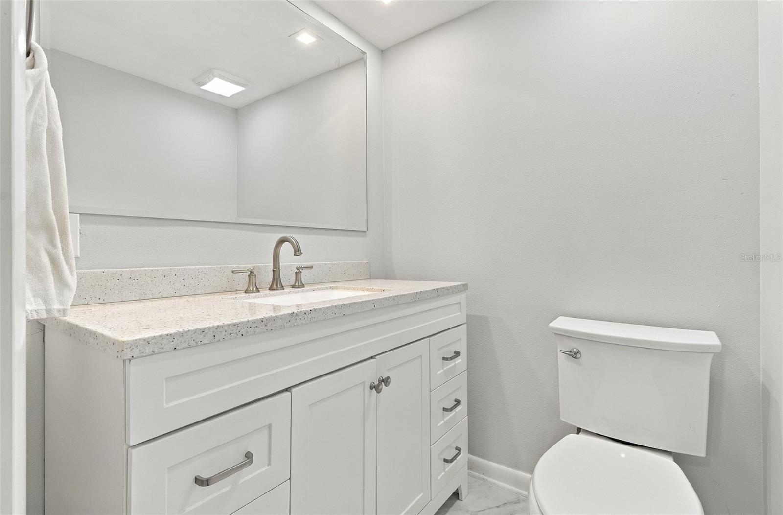 707 S GULFSTREAM AVE #1006 — photo 34