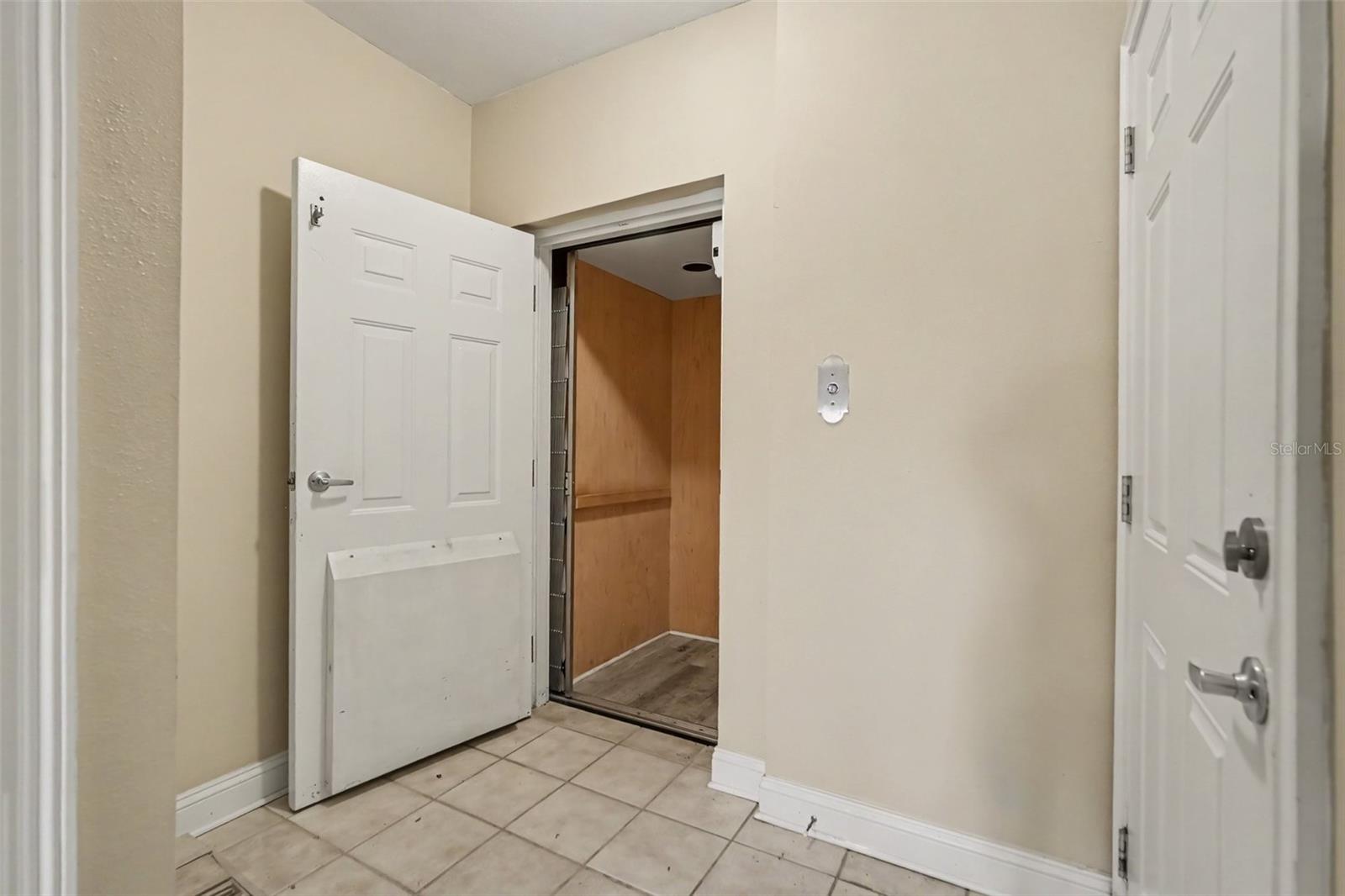 6301 SUNSET BAY CIR — photo 7