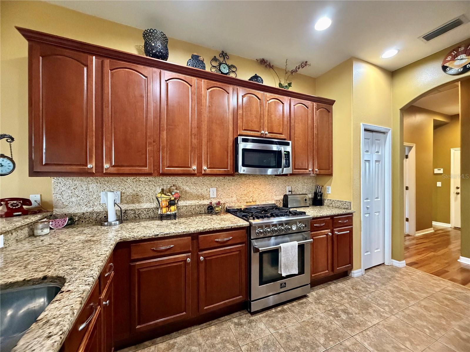 2336 SHIRECREST COVE WAY — photo 11