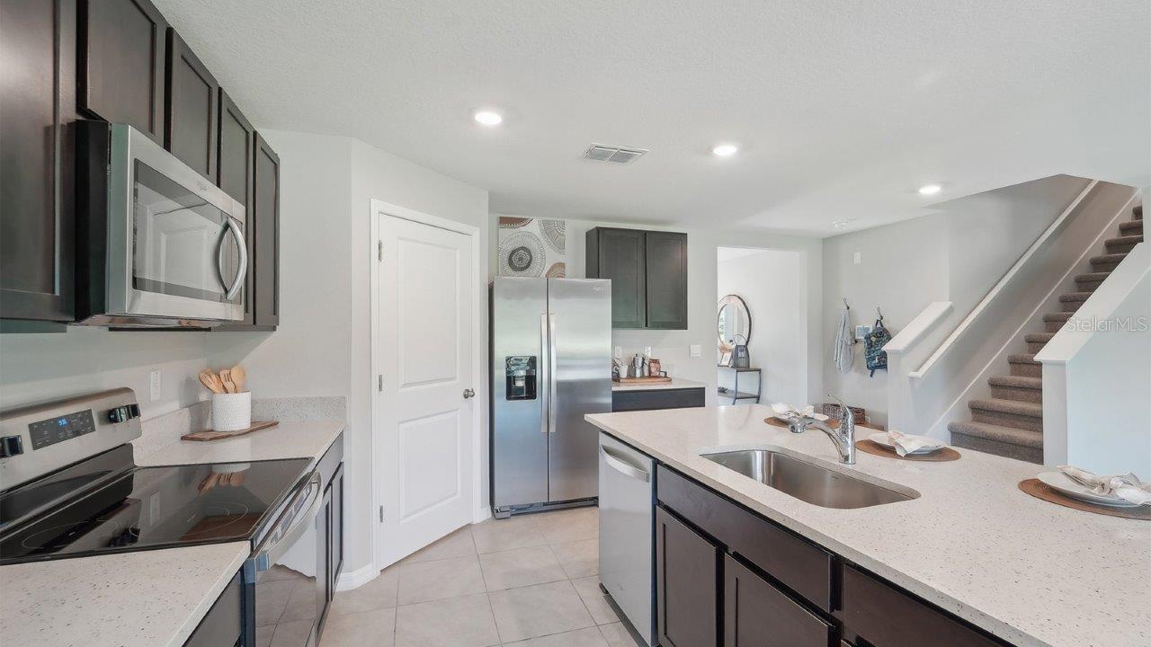 13429 CASTLE PEAK CIR — photo 4