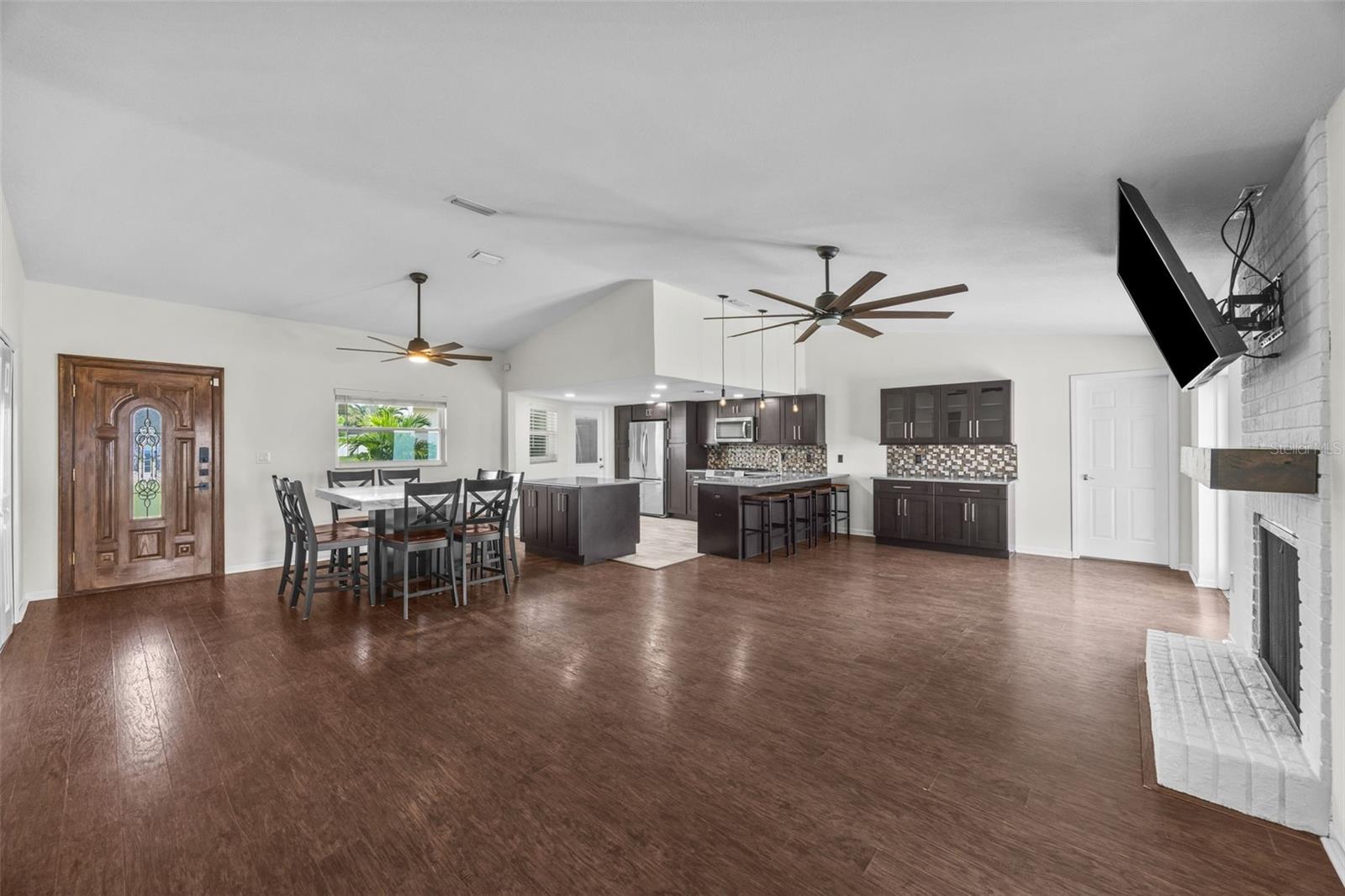 7892 SUNDOWN DR N — photo 31