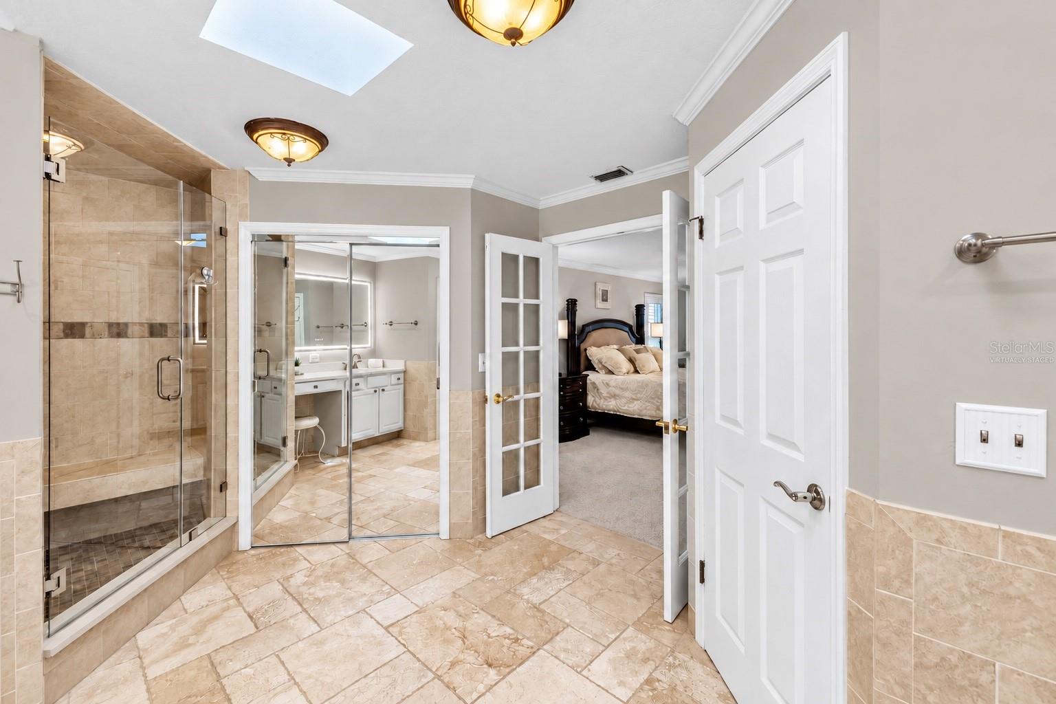 5226 WESTSHORE DR — photo 25