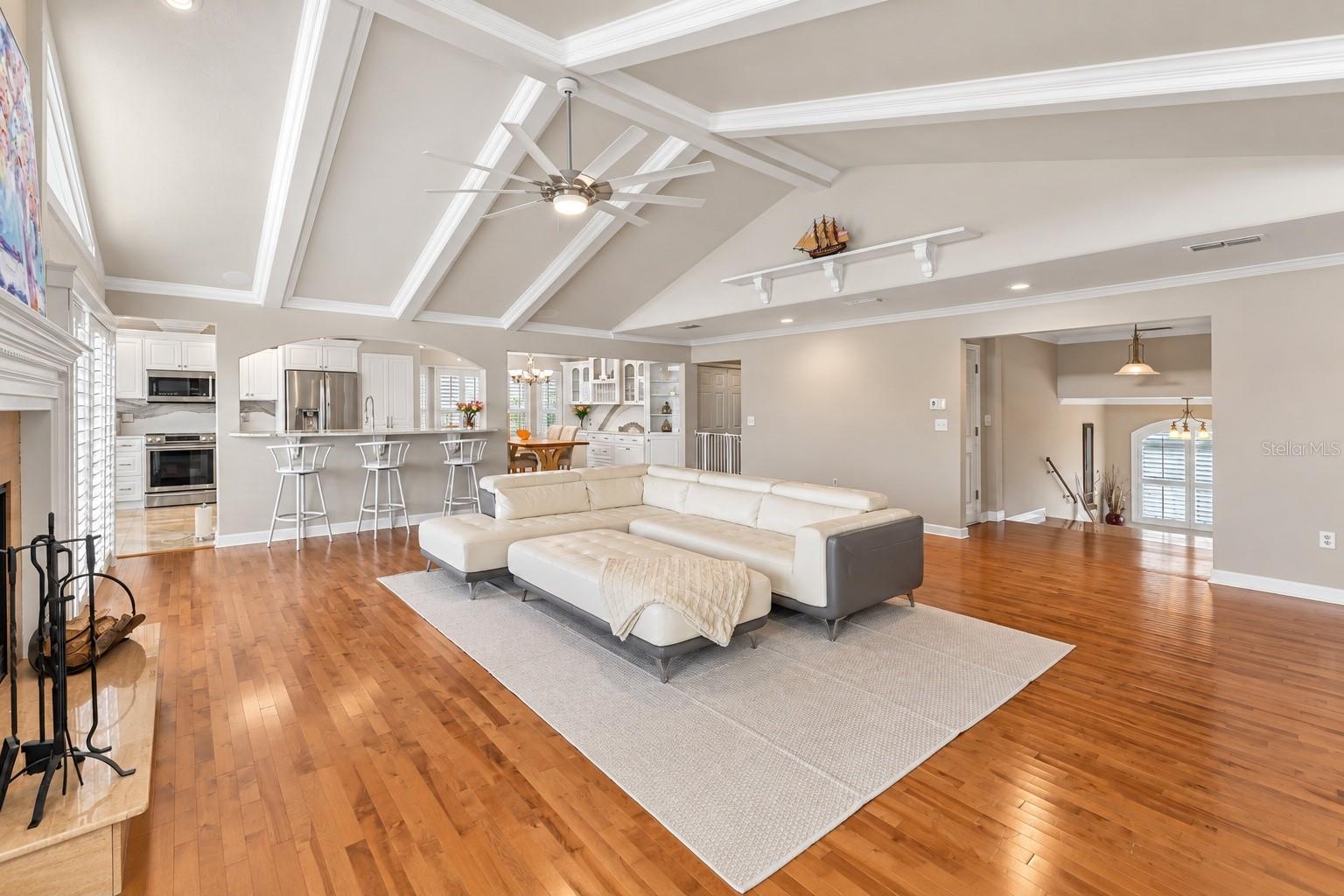 5226 WESTSHORE DR — photo 14