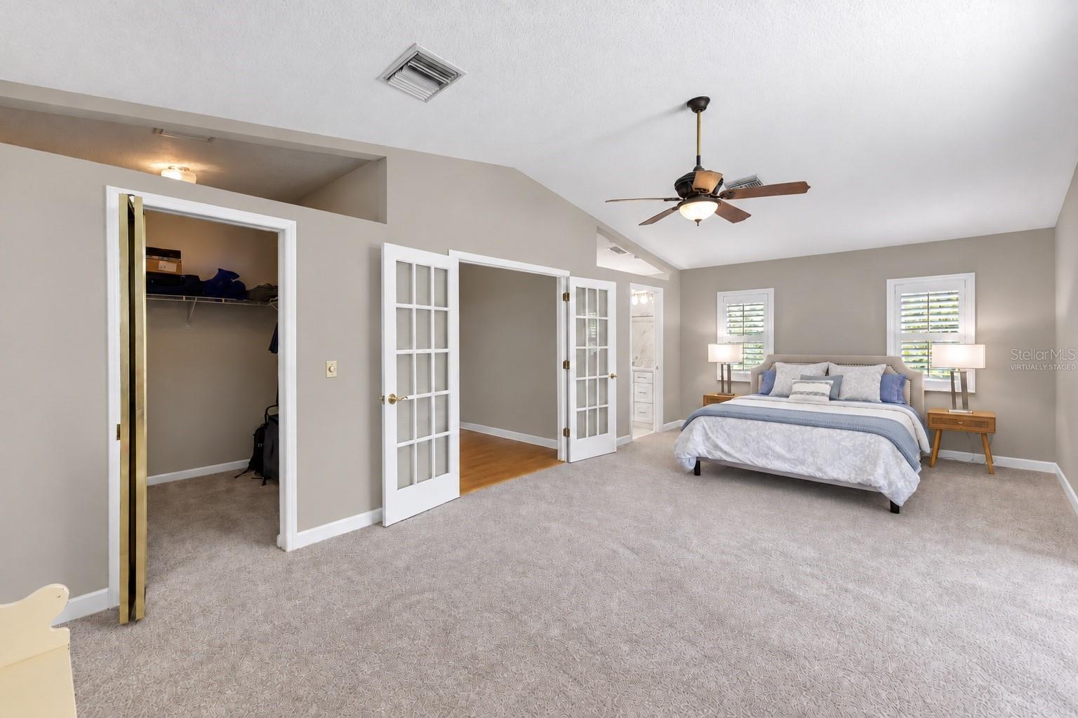 5226 WESTSHORE DR — photo 28