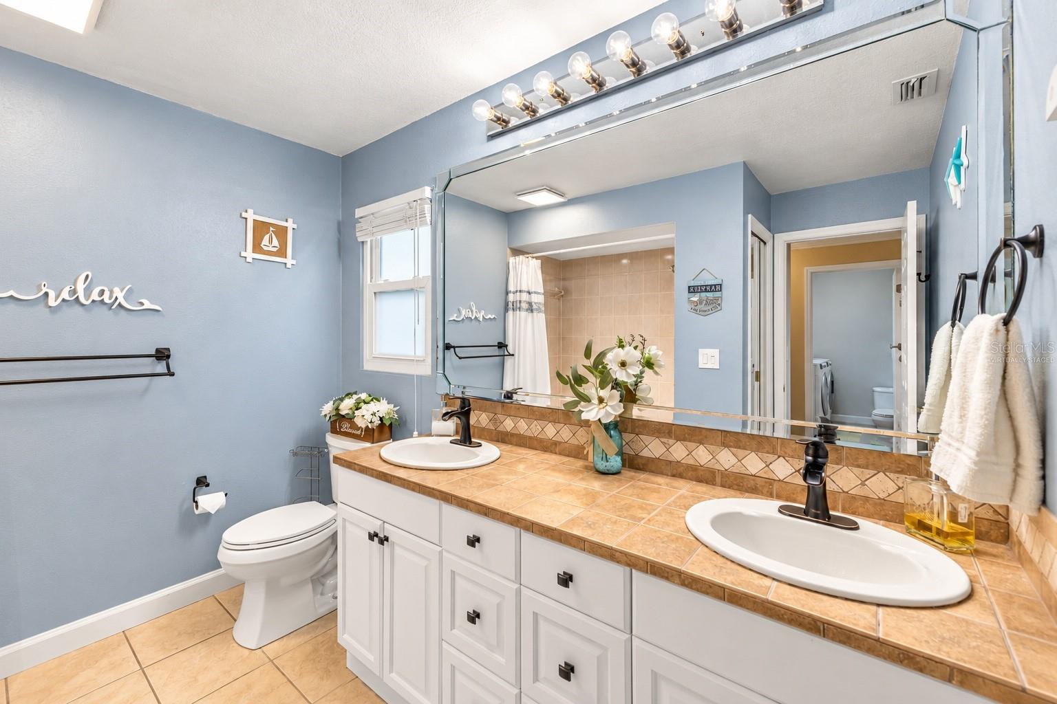 5226 WESTSHORE DR — photo 37