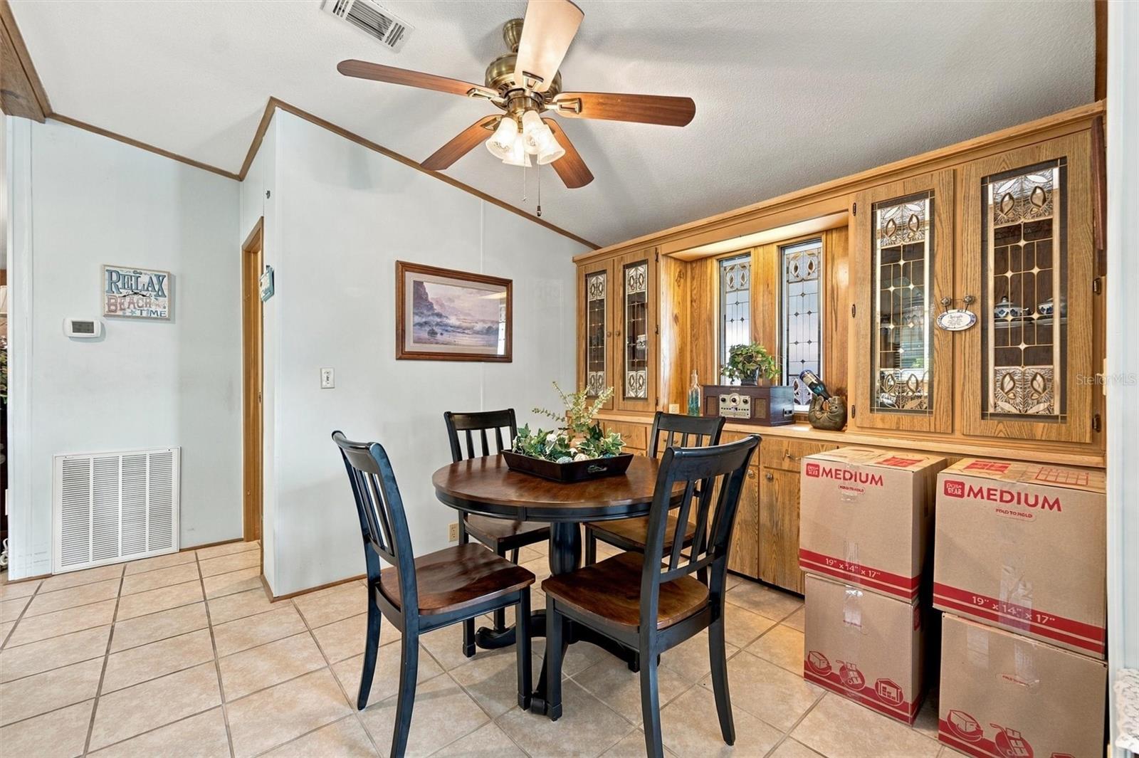133 S SAINT THOMAS CIR — photo 40