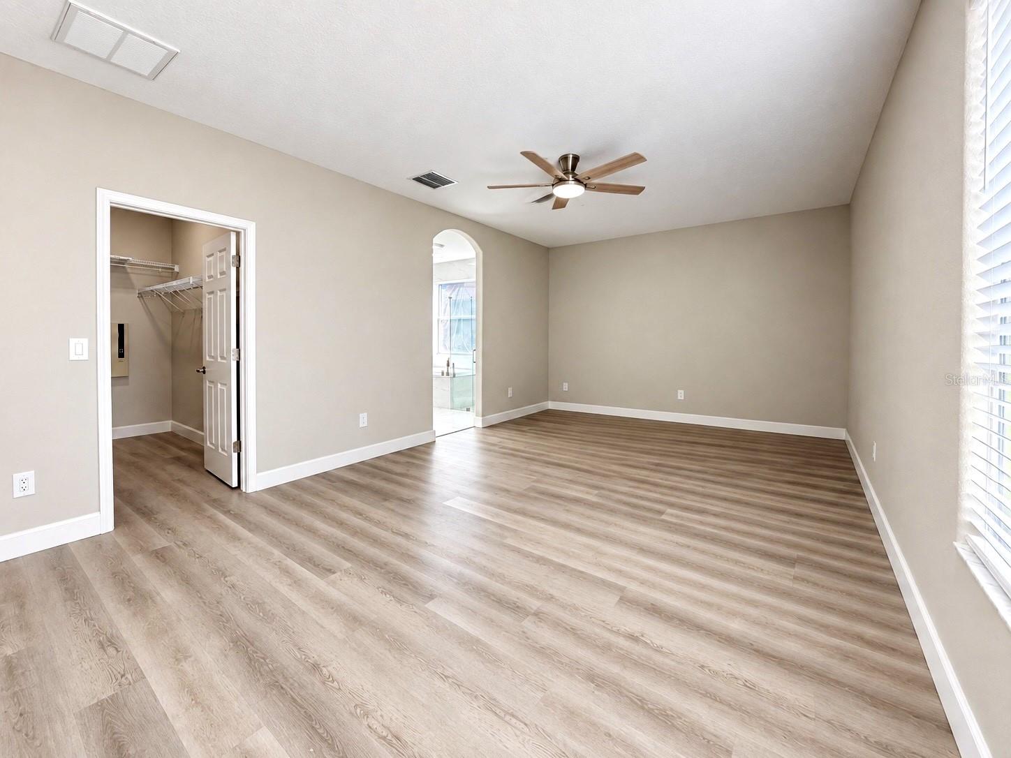 27042 FIREBUSH DR — photo 35