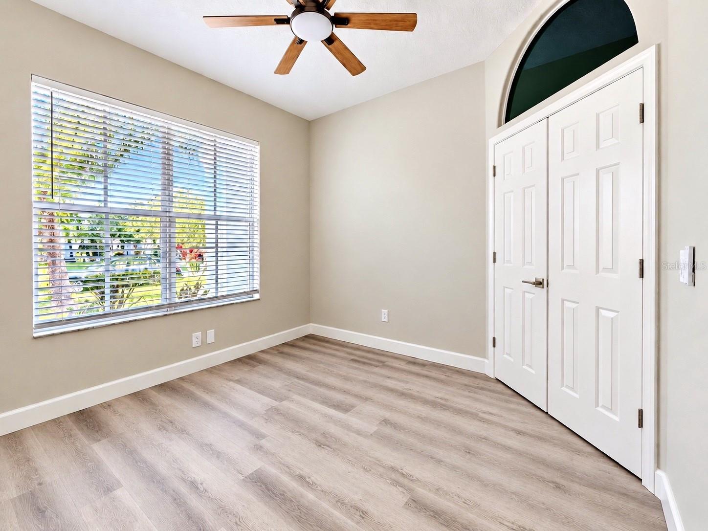 27042 FIREBUSH DR — photo 39