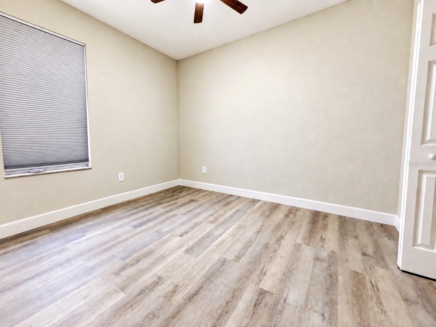27042 FIREBUSH DR — photo 21
