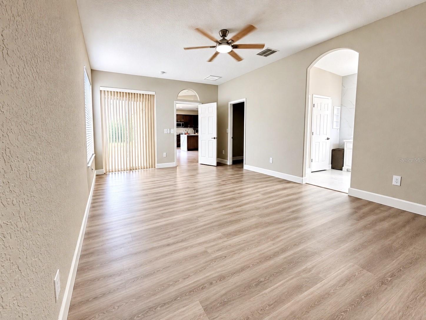 27042 FIREBUSH DR — photo 11