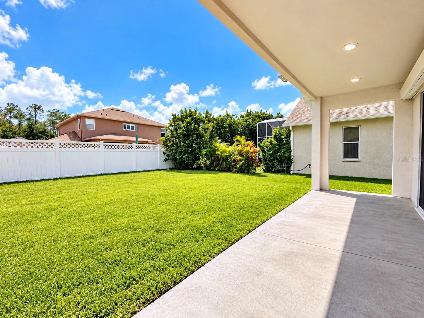27042 FIREBUSH DR — photo 45