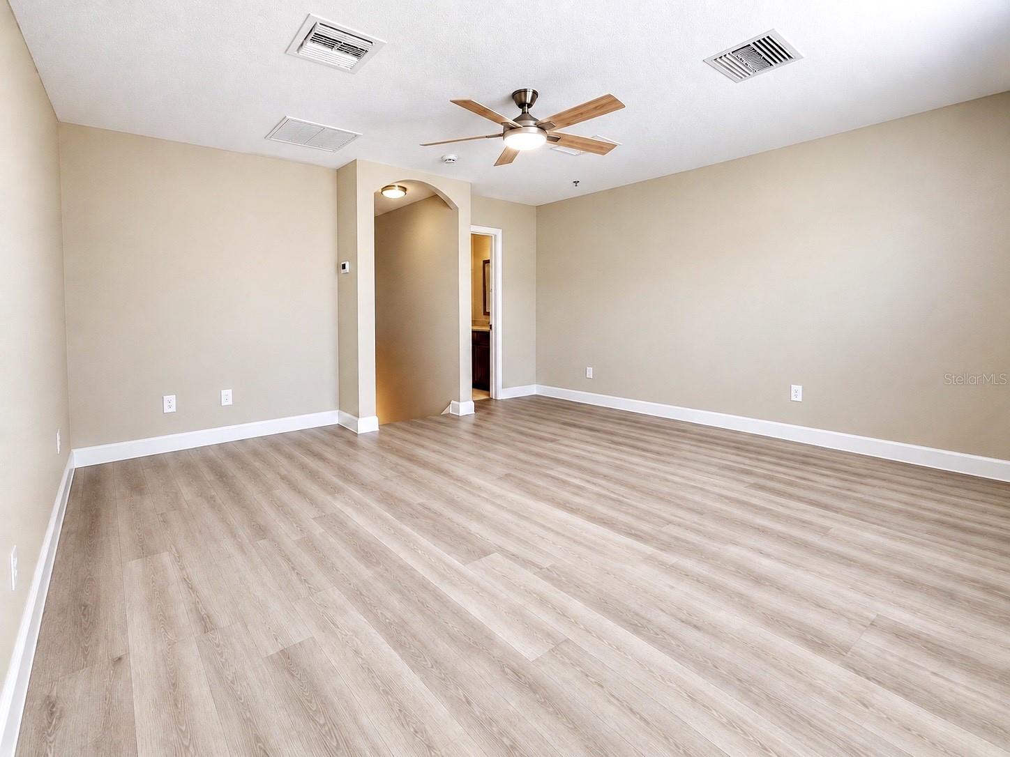 27042 FIREBUSH DR — photo 13
