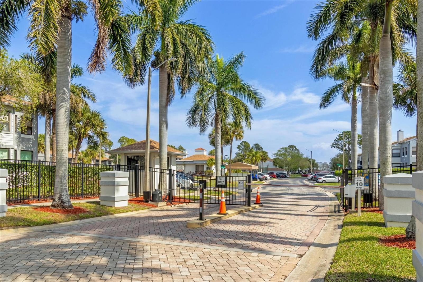 1918 PELICAN LANDING BLVD #1121 — photo 38