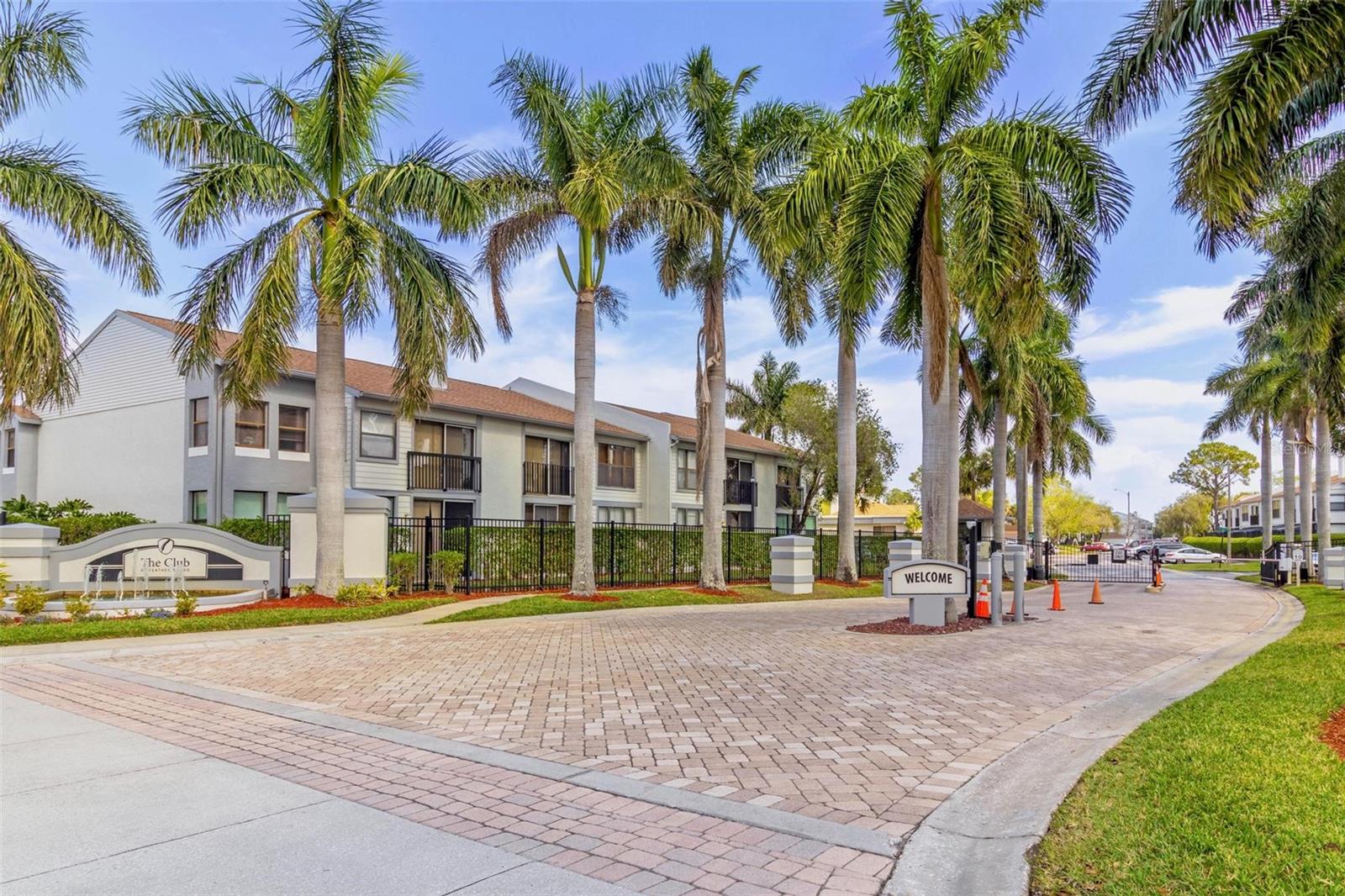 1918 PELICAN LANDING BLVD #1121 — photo 2