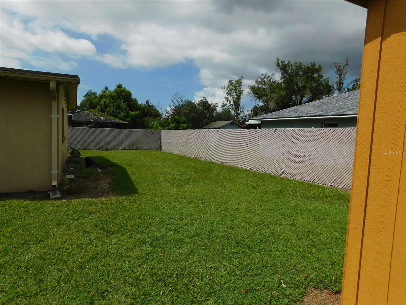 1506 OAKDALE ST — photo 25