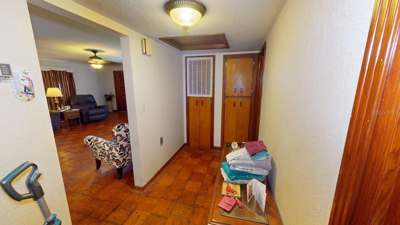 1506 OAKDALE ST — photo 33