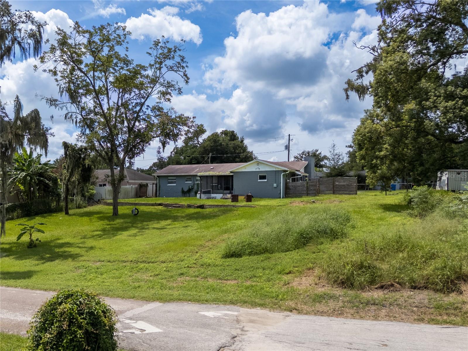 5217 PEACH AVE — photo 5