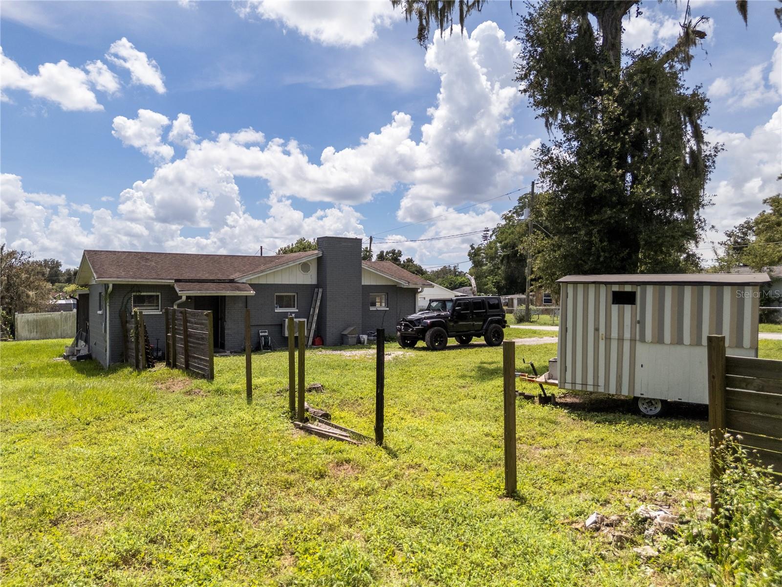 5217 PEACH AVE — photo 6