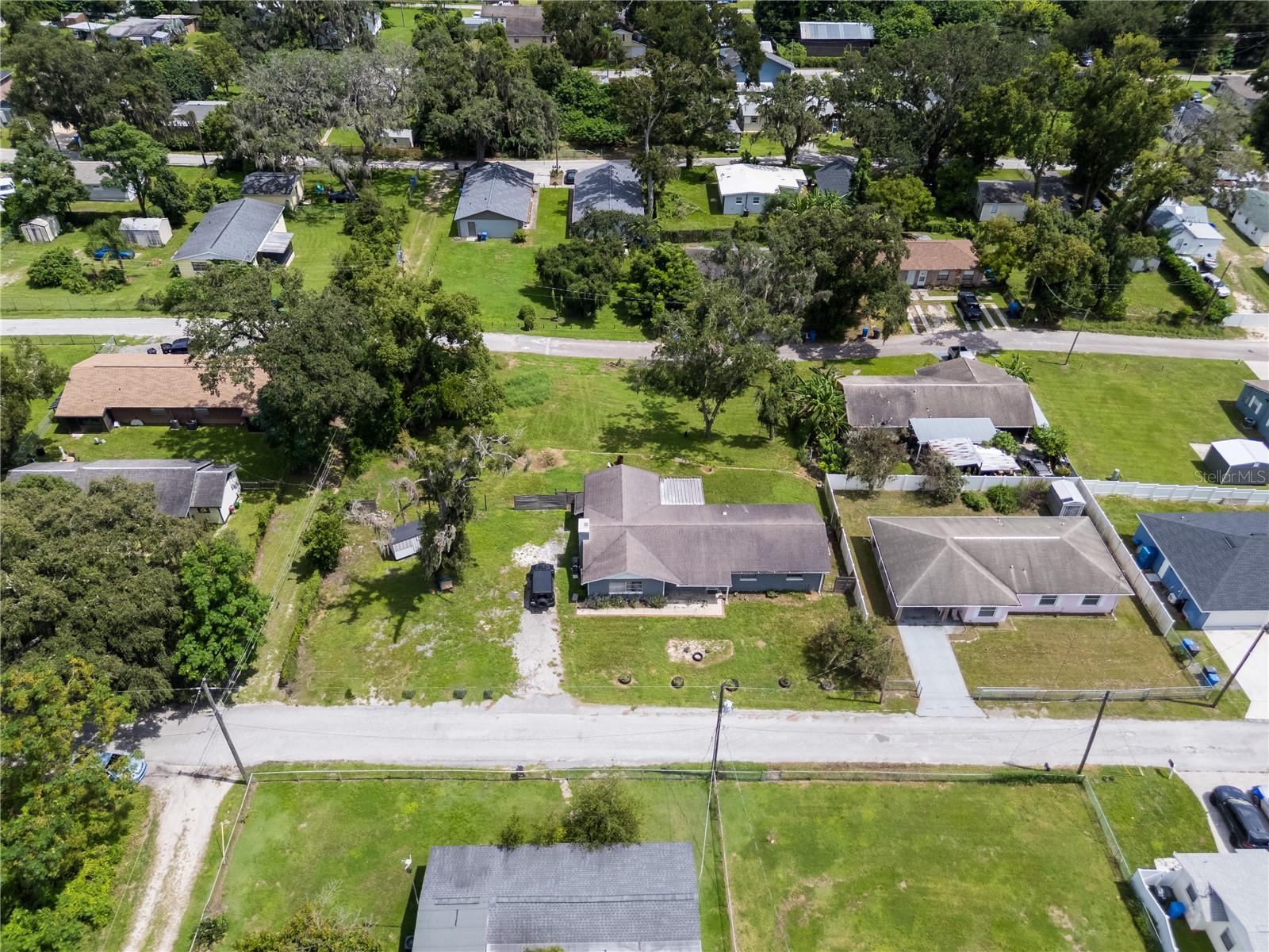 5217 PEACH AVE — photo 7