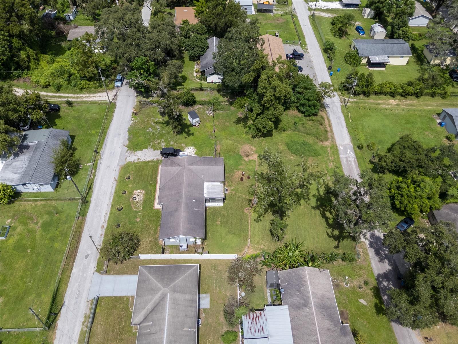 5217 PEACH AVE — photo 8