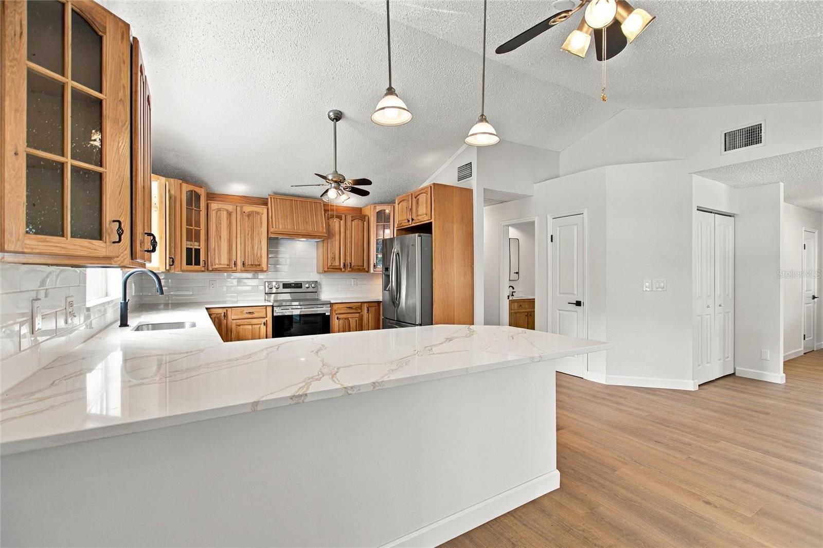 12201 ELSMERE CT — photo 18