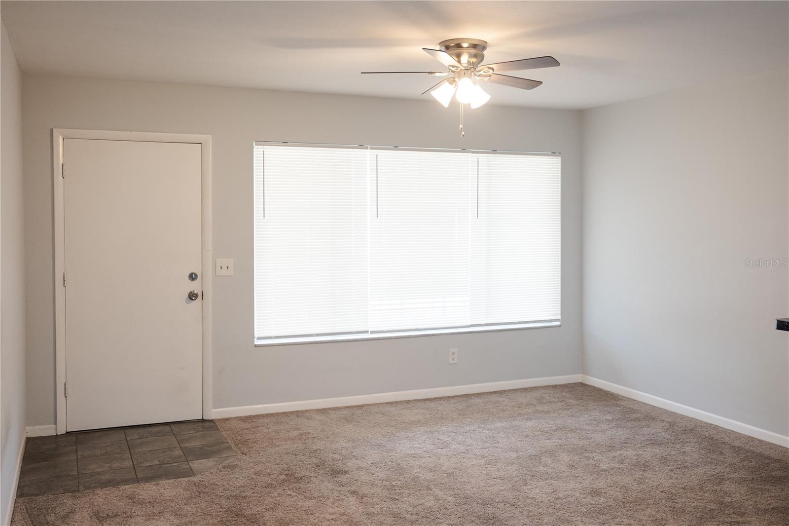 1257 DREW ST #14 — photo 4