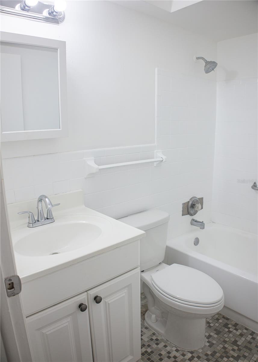 1257 DREW ST #14 — photo 10