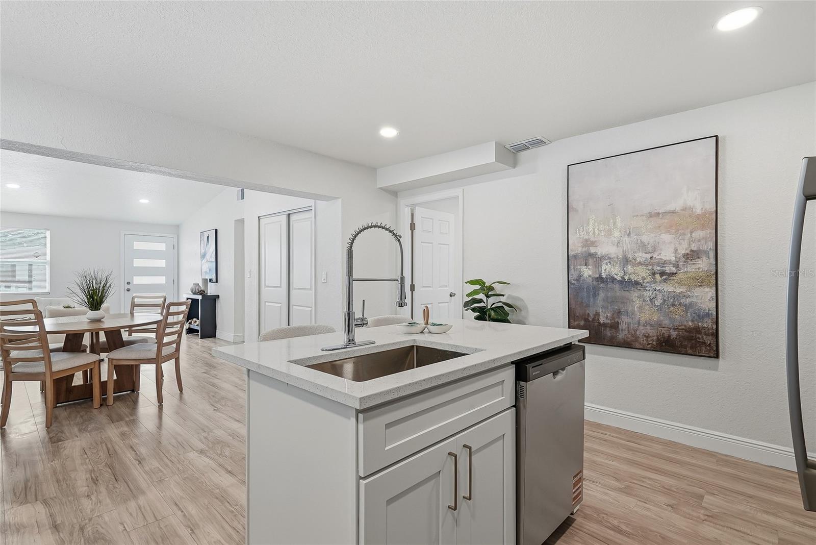 3907 SPENCE AVE — photo 13