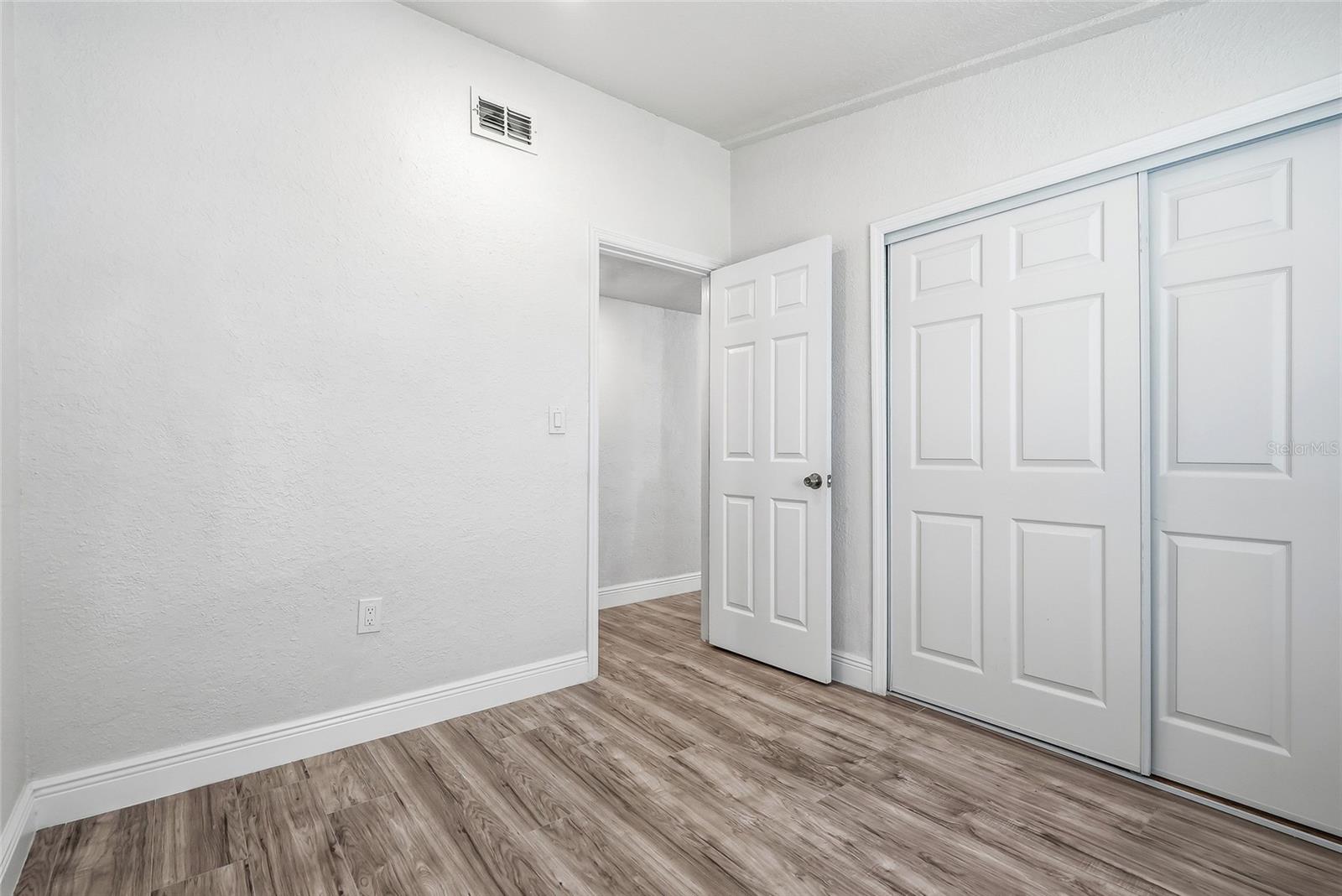 3907 SPENCE AVE — photo 21