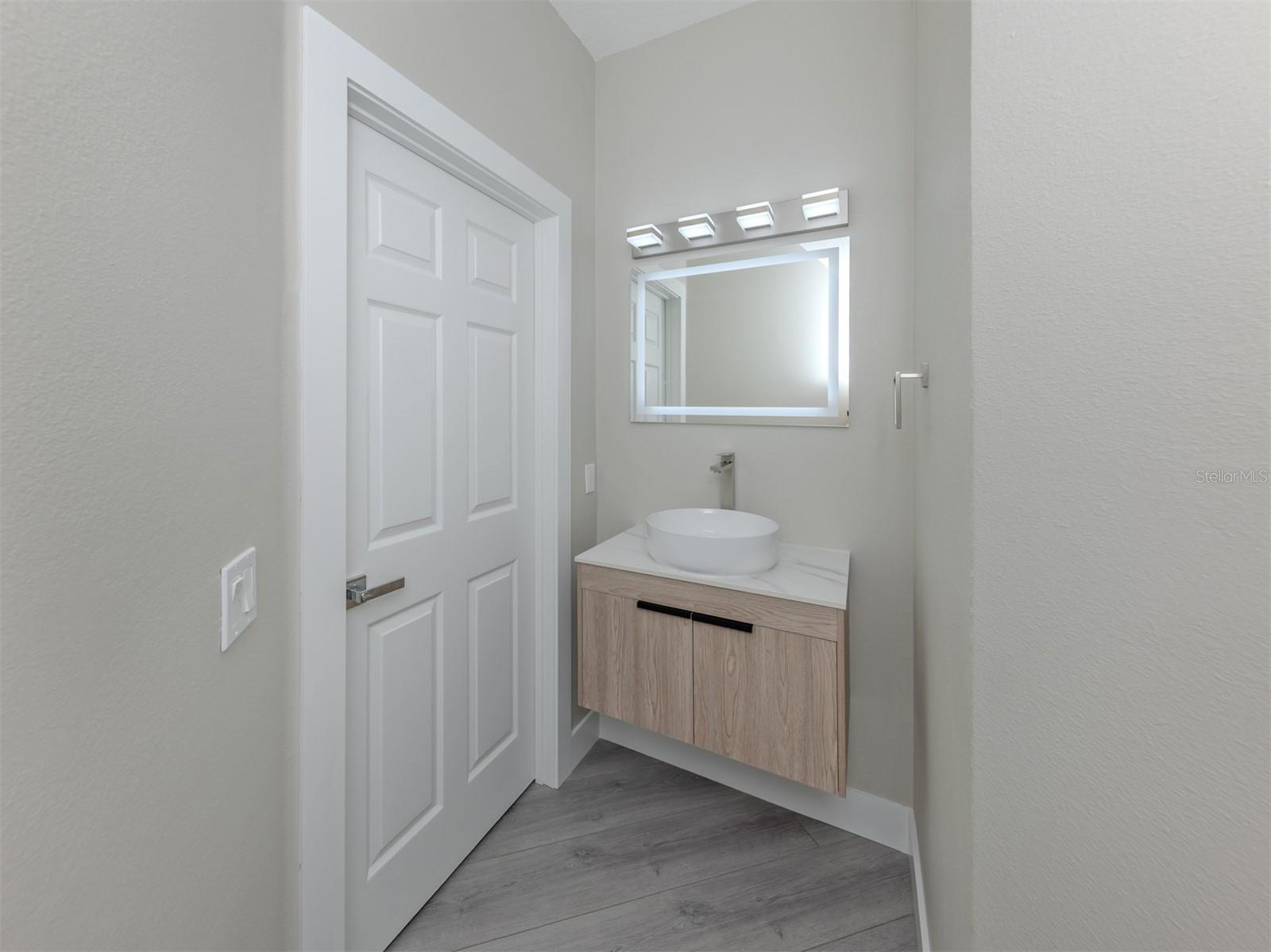 3941 YELLOWSTONE CIR — photo 11