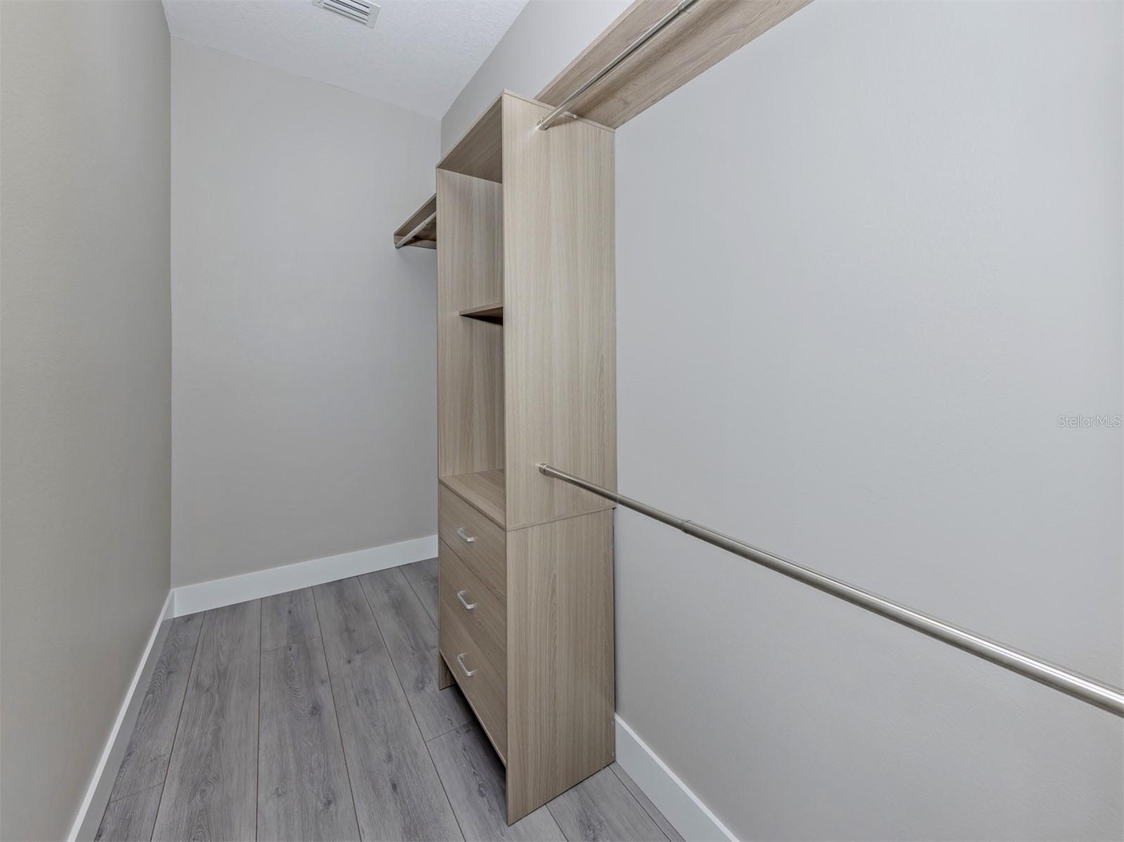 3941 YELLOWSTONE CIR — photo 20
