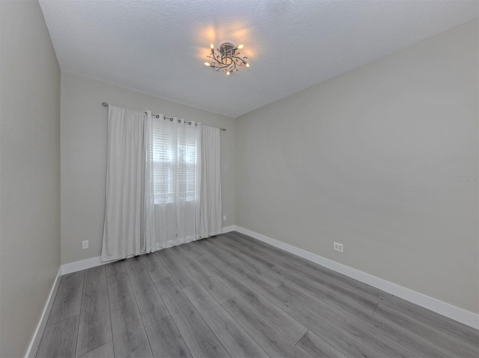 3941 YELLOWSTONE CIR — photo 26