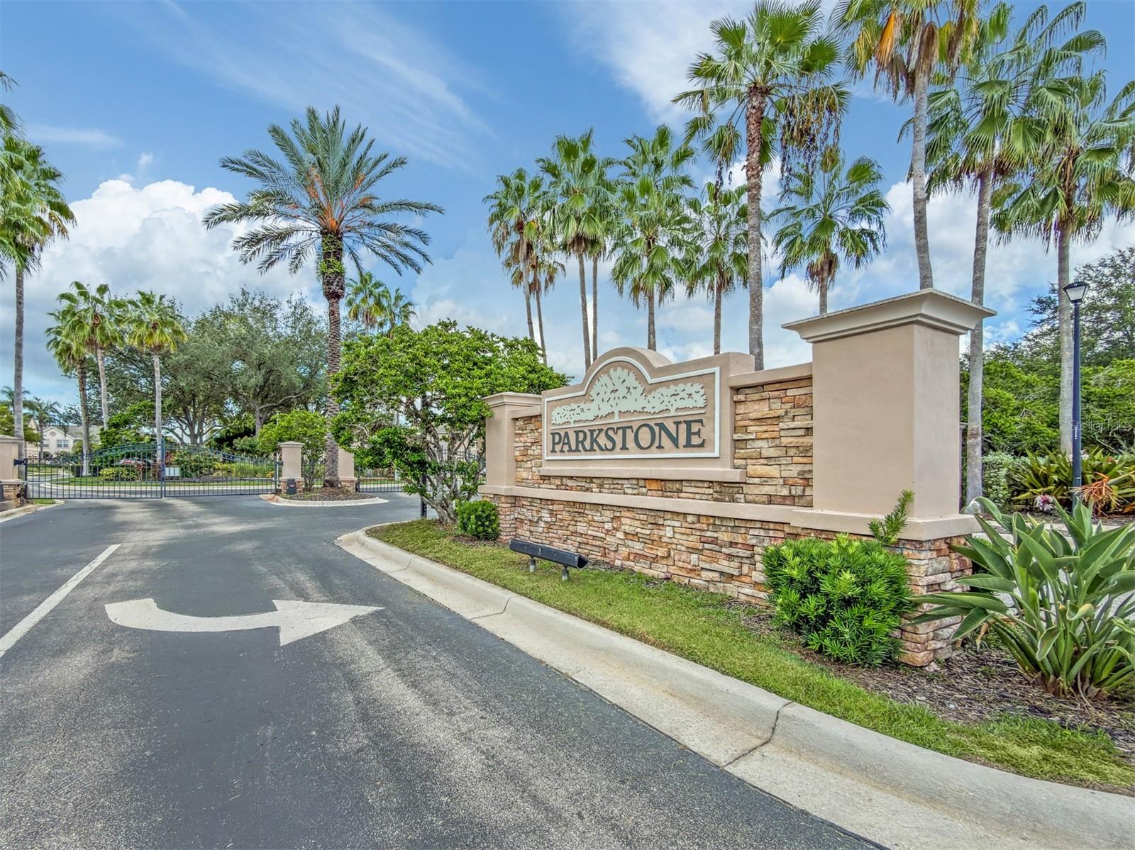 3941 YELLOWSTONE CIR — photo 34